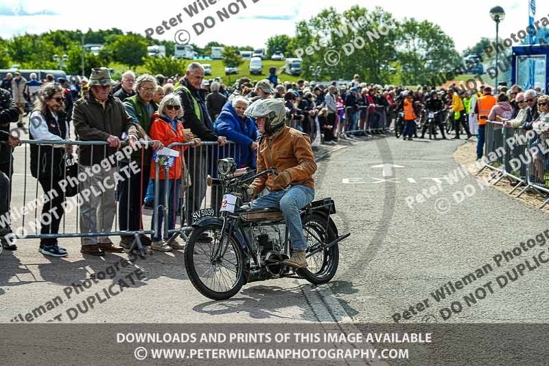 Vintage motorcycle club;eventdigitalimages;no limits trackdays;peter wileman photography;vintage motocycles;vmcc banbury run photographs